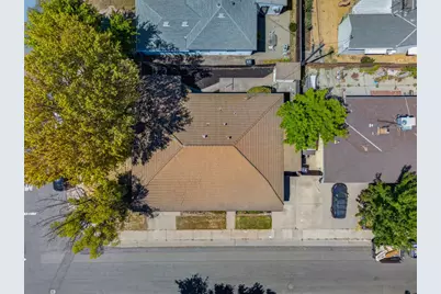 5811 11th Ave, Sacramento, CA 95820 - Photo 72