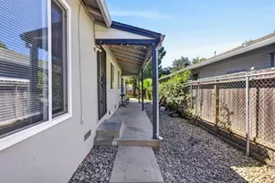 3732 6th Ave, Sacramento, CA 95817 - Photo 2