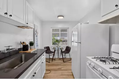 3732 6th Ave, Sacramento, CA 95817 - Photo 8