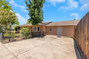 4010 Cedar St, Rocklin, CA 95677 - Photo 2