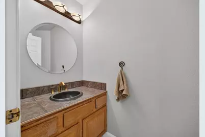 6730 Ashington Way, Elk Grove, CA 95758 - Photo 10