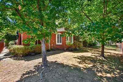 2200 2nd Avenue, Sacramento, CA 95818 - Photo 2