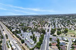 8232 Center Pkwy, Sacramento, CA 95823 - Photo 38