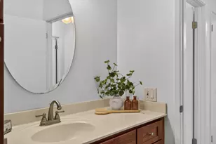 8232 Center Pkwy, Sacramento, CA 95823 - Photo 22