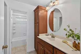 8232 Center Pkwy, Sacramento, CA 95823 - Photo 18