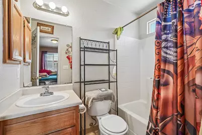 2020 E 5th Street, Stockton, CA 95206 - Photo 16