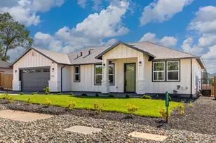 6092 Maxwood Dr, Paradise, CA 95969 - Photo 2