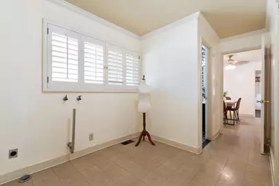 8 W Robinhood Drive, Stockton, CA 95207 - Photo 20
