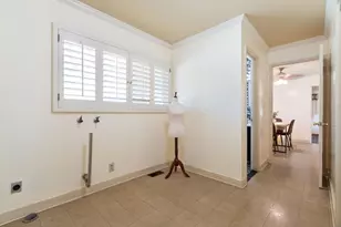 8 W Robinhood Dr, Stockton, CA 95207 - Photo 20