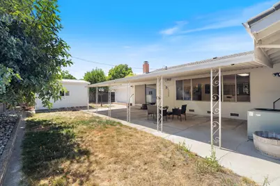 8 W Robinhood Drive, Stockton, CA 95207 - Photo 40