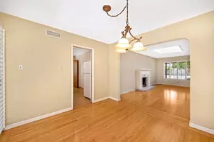 1701 Daphne Ave, Sacramento, CA 95815 - Photo 10