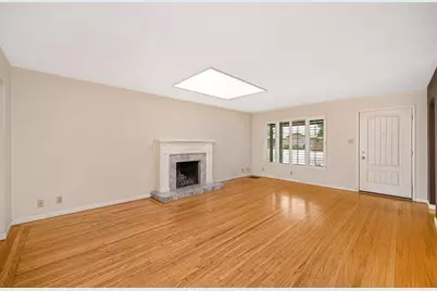 1701 Daphne Avenue, Sacramento, CA 95815 - Photo 8