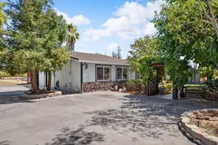 1941 Wawona St, Manteca, CA 95337 - Photo 2