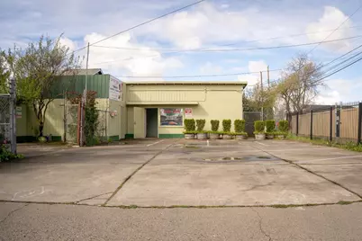 4518 Martin Luther King Jr Blvd, Sacramento, CA 95820 - Photo 1