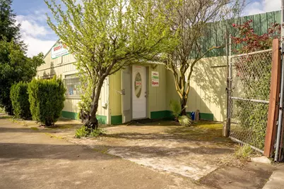 4518 Martin Luther King Jr Blvd, Sacramento, CA 95820 - Photo 2