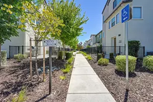 3039 Mesmerizing Walk, Sacramento, CA 95835 - Photo 32