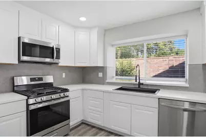 7300 Saltgrass Way, Elk Grove, CA 95758 - Photo 16