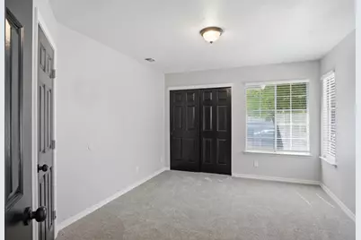 7300 Saltgrass Way, Elk Grove, CA 95758 - Photo 8