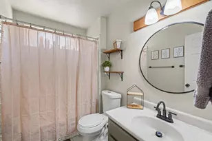 1072 W Eleanor Ln, Manteca, CA 95337 - Photo 20