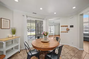 1072 W Eleanor Ln, Manteca, CA 95337 - Photo 12