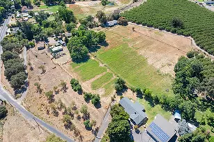 10517 Olive Rd, Oakdale, CA 95361 - Photo 8
