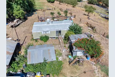 10517 Olive Road, Oakdale, CA 95361 - Photo 16