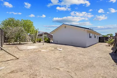 587 Sunset Street, Kingsburg, CA 93631 - Photo 50