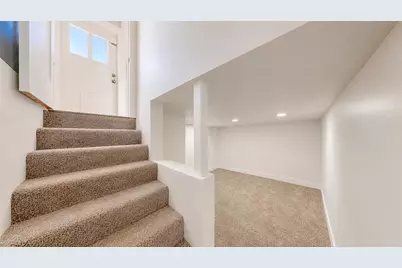 227 Walden Street, Modesto, CA 95354 - Photo 32
