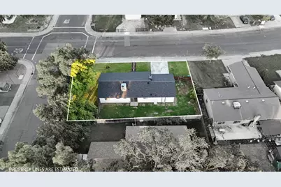 8437 Cherbourg Way, Stockton, CA 95210 - Photo 2