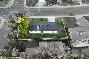 8437 Cherbourg Way, Stockton, CA 95210 - Photo 2