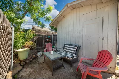 382 E Lambuth Avenue, Oakdale, CA 95361 - Photo 48