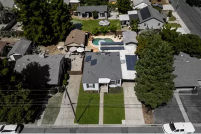 382 E Lambuth Avenue, Oakdale, CA 95361 - Photo 8
