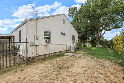 4614 E Armstrong Road, Lodi, CA 95240 - Photo 56