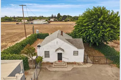 4614 E Armstrong Road, Lodi, CA 95240 - Photo 14