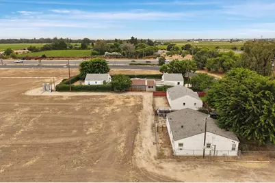 4614 E Armstrong Road, Lodi, CA 95240 - Photo 6