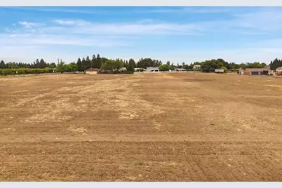 4614 E Armstrong Road, Lodi, CA 95240 - Photo 22