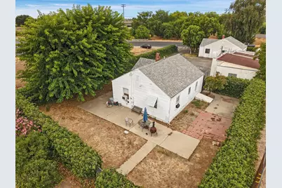 4614 E Armstrong Road, Lodi, CA 95240 - Photo 20