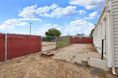 4614 E Armstrong Road, Lodi, CA 95240 - Photo 82