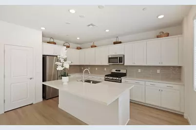 8134 Tino Way, Elk Grove, CA 95757 - Photo 12