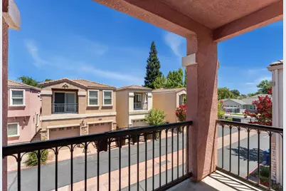 2742 Via Villaggio, Sacramento, CA 95864 - Photo 32