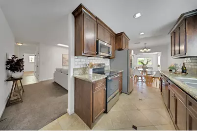 8634 Imran Woods Circle, Citrus Heights, CA 95621 - Photo 12