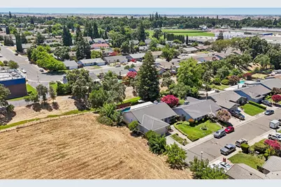 9762 Parktree Way, Elk Grove, CA 95624 - Photo 38