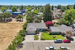 9762 Parktree Way, Elk Grove, CA 95624 - Photo 36