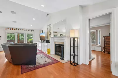 9762 Parktree Way, Elk Grove, CA 95624 - Photo 12