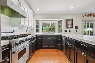 9762 Parktree Way, Elk Grove, CA 95624 - Photo 16