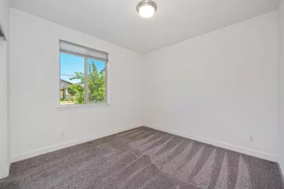 2389 Sierra Village Drive, Roseville, CA 95747 - Photo 32