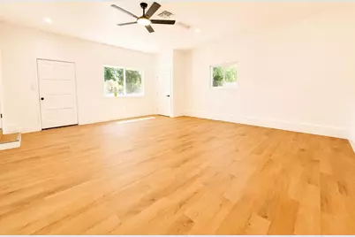 2334 S Sacramento Street, Stockton, CA 95206 - Photo 6