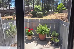 15287 Kingsbury Cir, Grass Valley, CA 95949 - Photo 8
