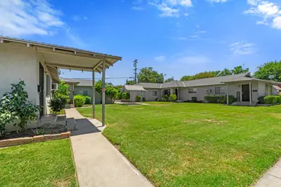 2206 Tully Road, Modesto, CA 95350 - Photo 4