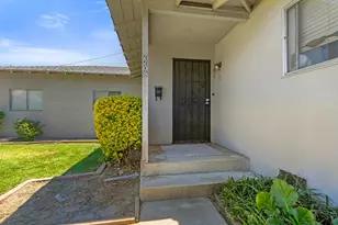 2206 Tully Rd, Modesto, CA 95350 - Photo 16